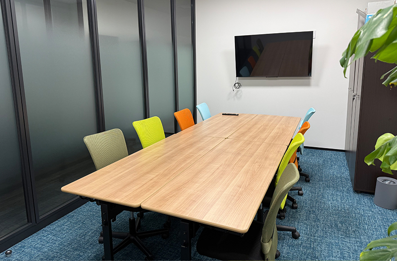 快適で機能的な会議室
